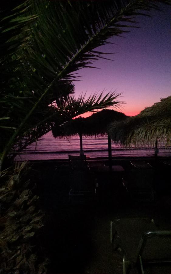 Blue Harmony Hotel Kini Luaran gambar
